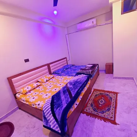 Krishna Home Stay Ayodhya Room photo