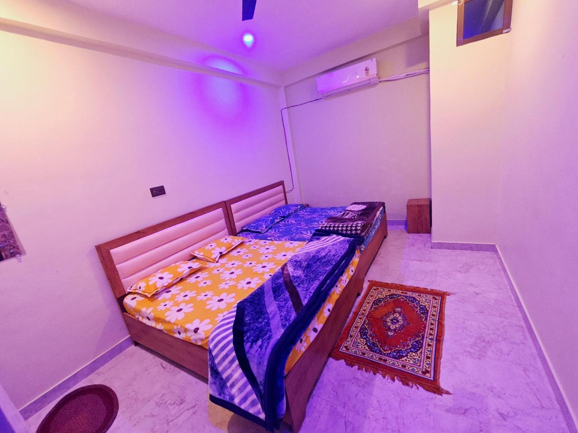 Homestay Krishna Ayodhya